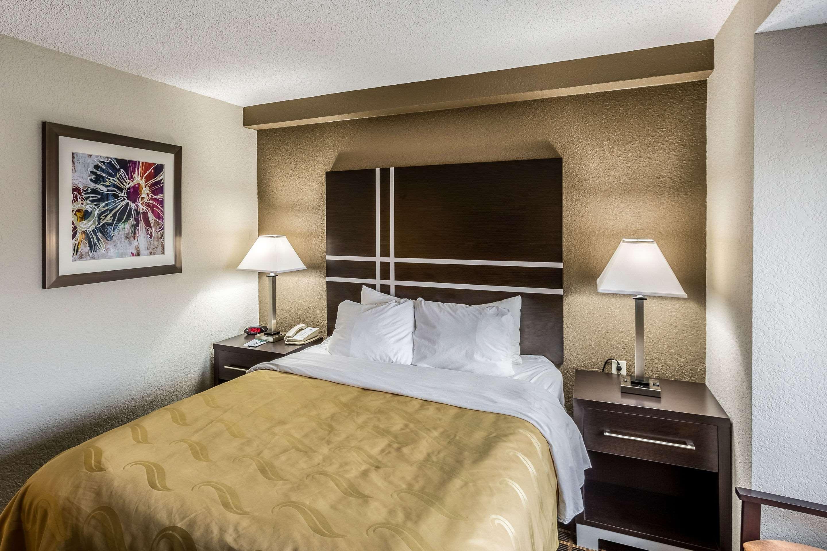 Quality Inn & Suites West El Paso I-10 Extérieur photo