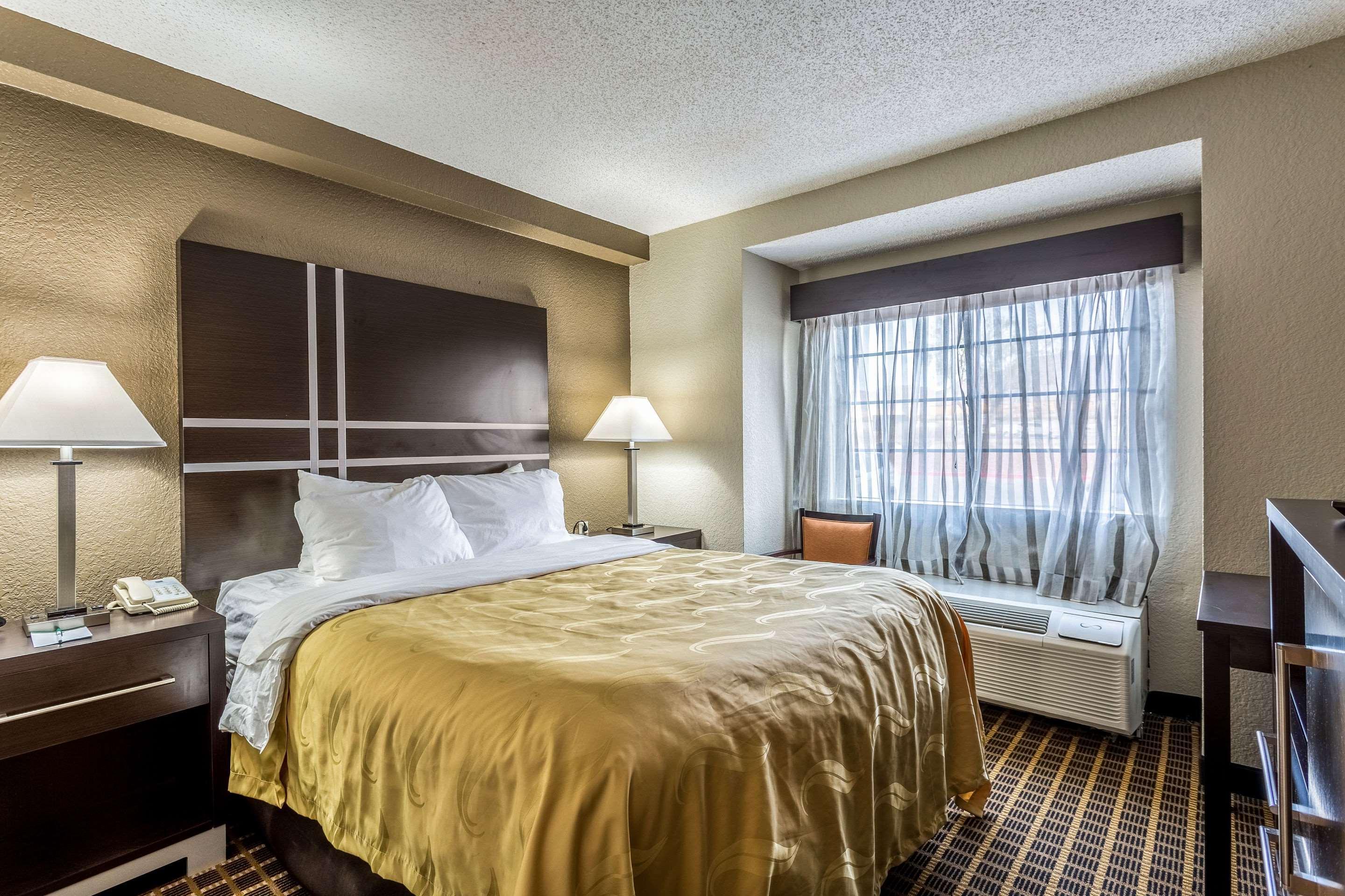 Quality Inn & Suites West El Paso I-10 Extérieur photo