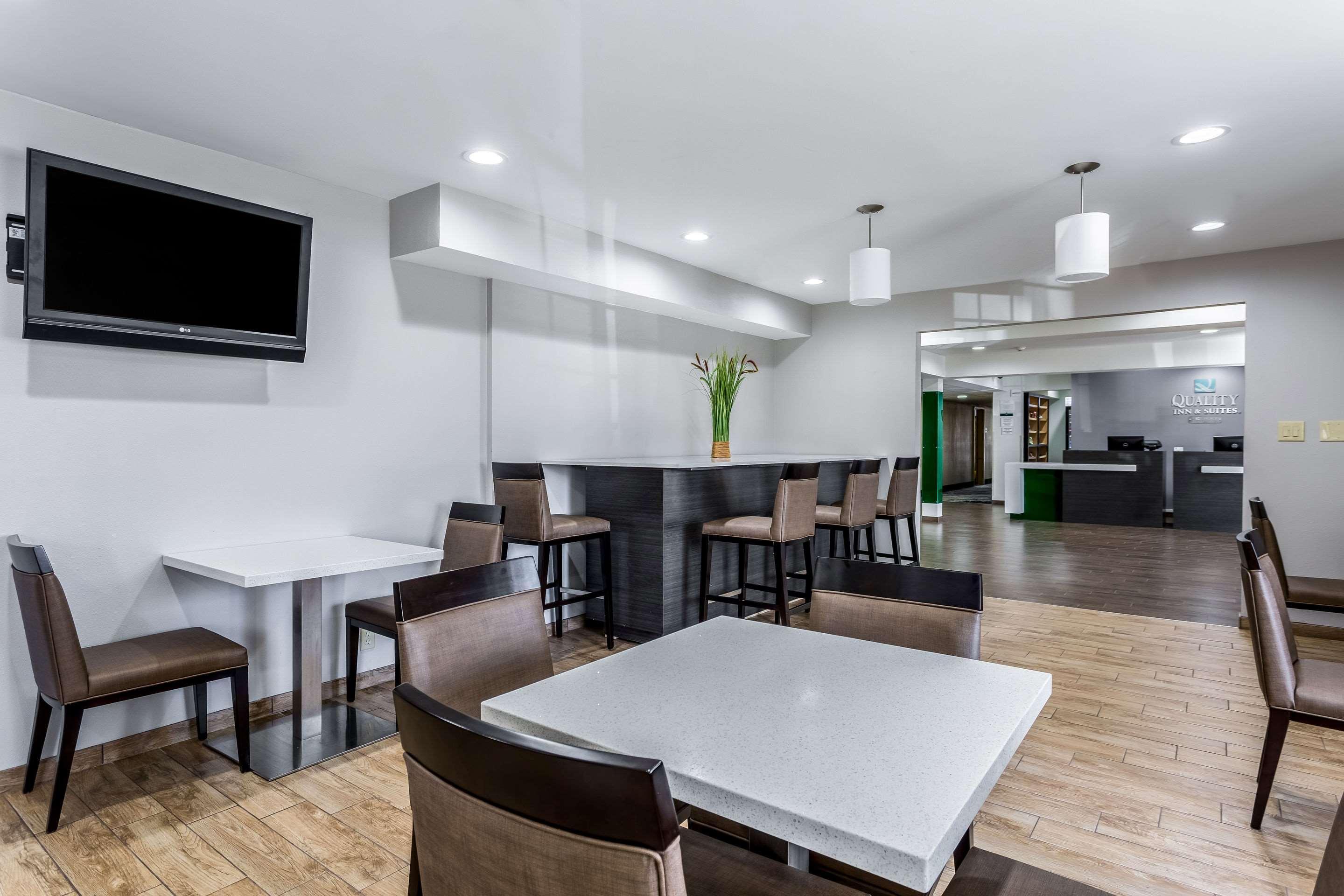 Quality Inn & Suites West El Paso I-10 Extérieur photo