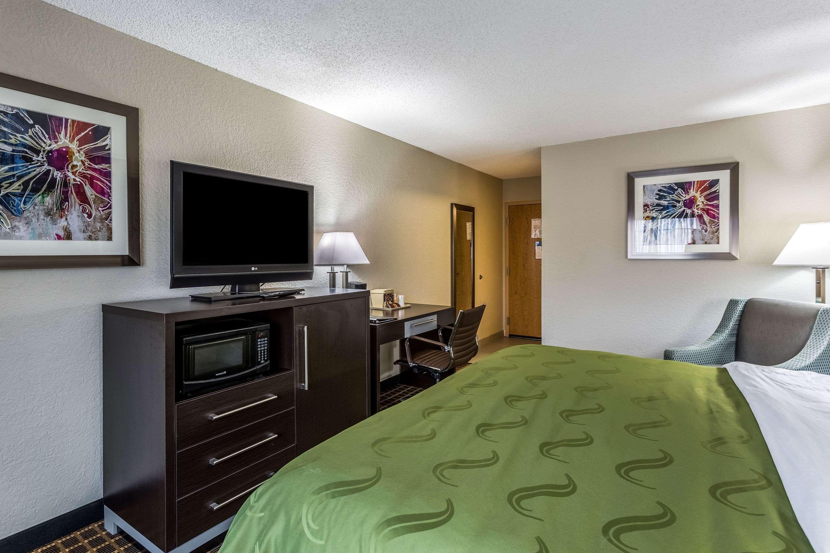 Quality Inn & Suites West El Paso I-10 Extérieur photo