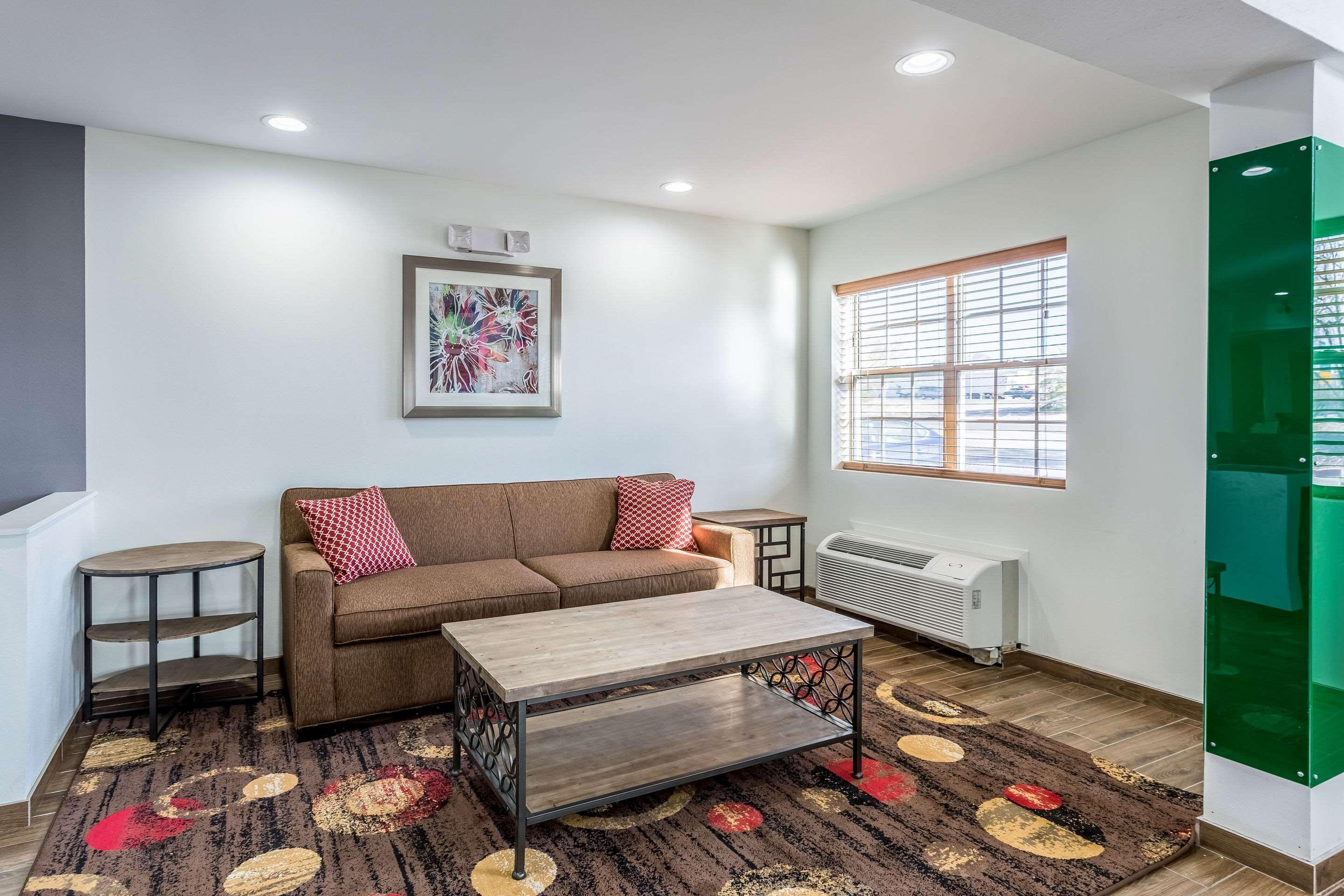 Quality Inn & Suites West El Paso I-10 Extérieur photo