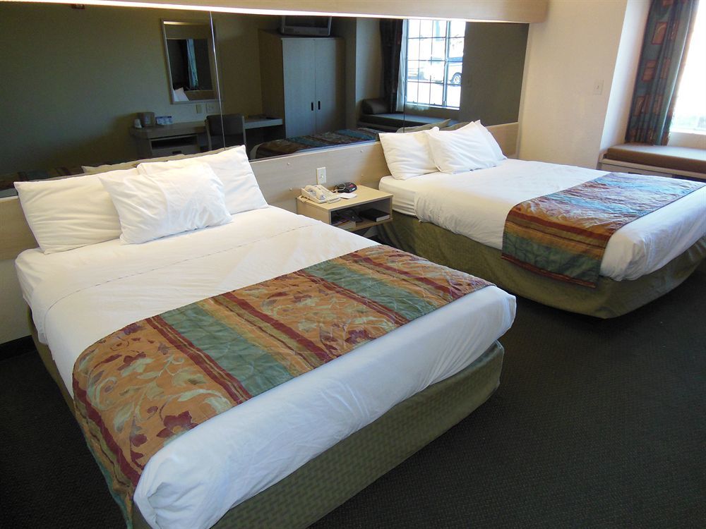 Quality Inn & Suites West El Paso I-10 Extérieur photo