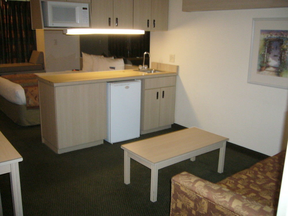 Quality Inn & Suites West El Paso I-10 Extérieur photo